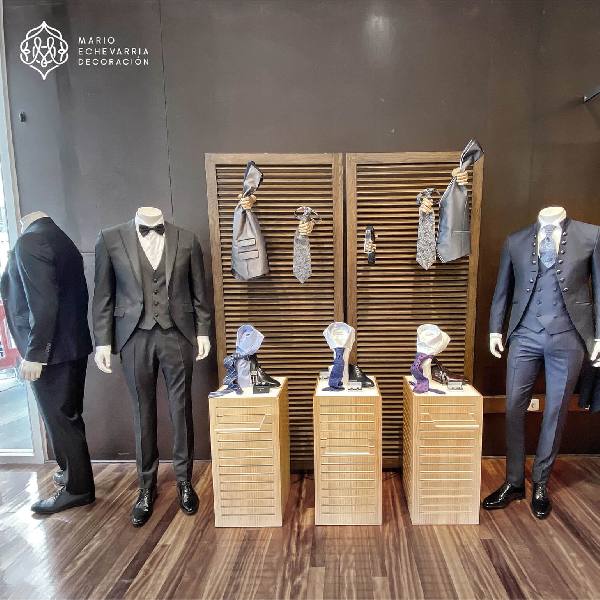 Escaparate y Decoracion Comercial Mario Echevarria: Moda-NEU - Donostia